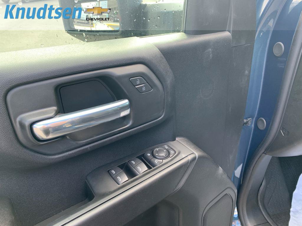New 2026 Chevrolet Silverado 2500 Custom w/ Custom Value Package AWD/4WD image 21