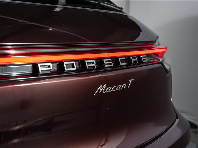 New 2026 Porsche Macan image 30