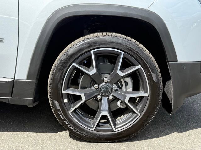 New 2026 Jeep Cherokee Overland w/ Advanced Pro Tech Group image 20