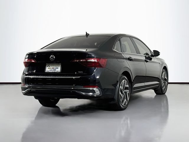 Used 2023 Volkswagen Jetta SEL FWD image 7