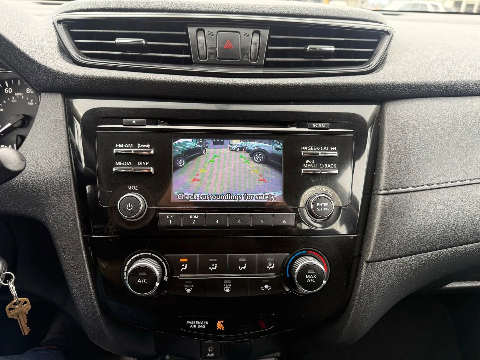 Used 2017 Nissan Rogue S image 14