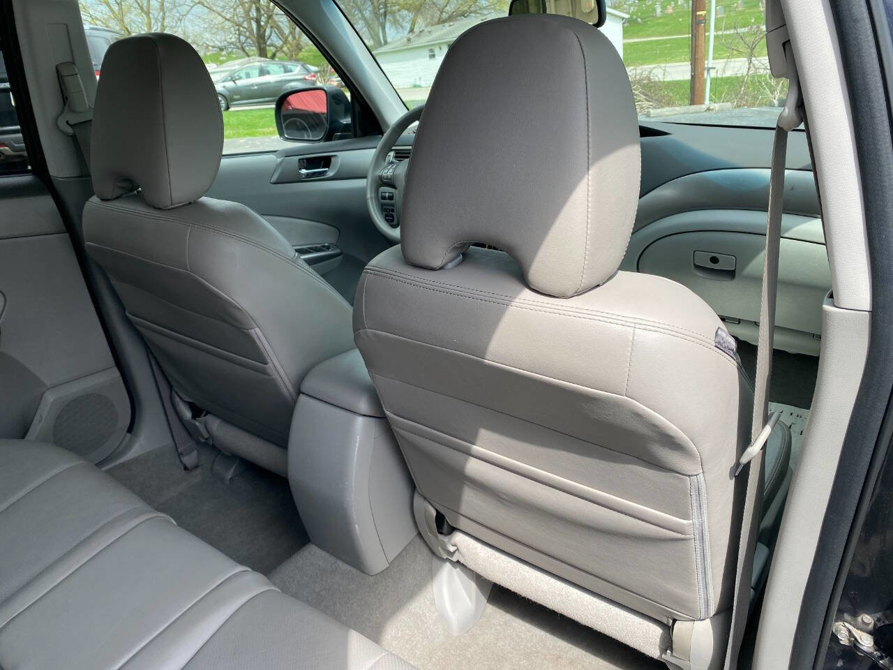 Used 2010 Subaru Forester 2.5X Limited w/ Popular Equipment Group 2 image 27