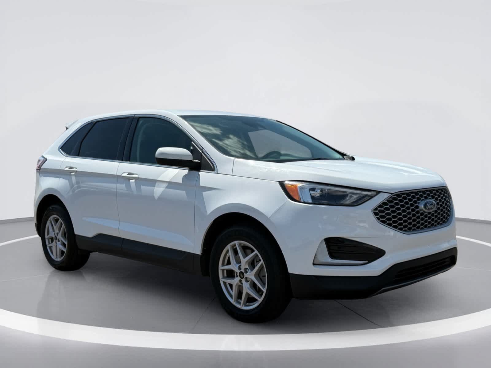 Used 2024 Ford Edge SEL