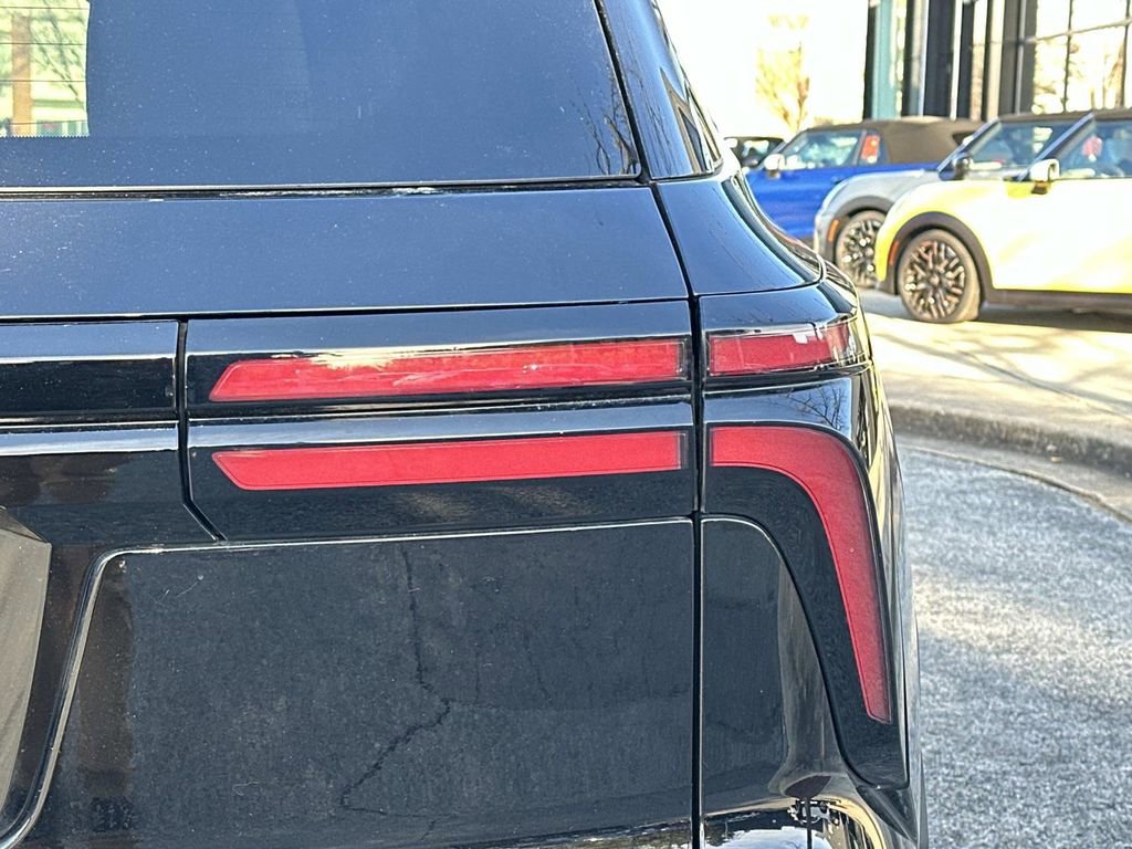 Used 2024 Chevrolet Traverse Z71 image 10