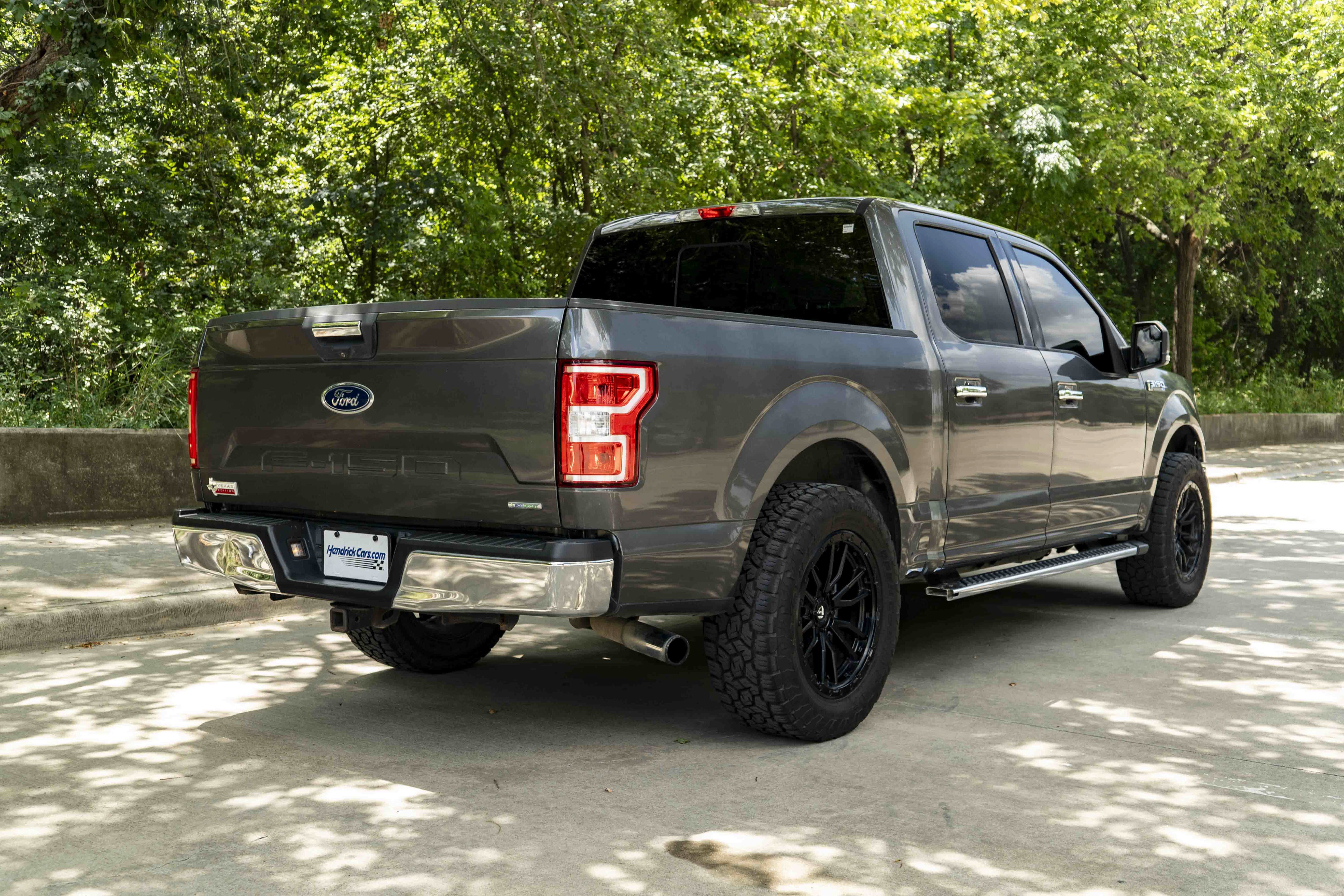 Used 2019 Ford F150 XLT w/ Equipment Group 302A Luxury RWD image 9
