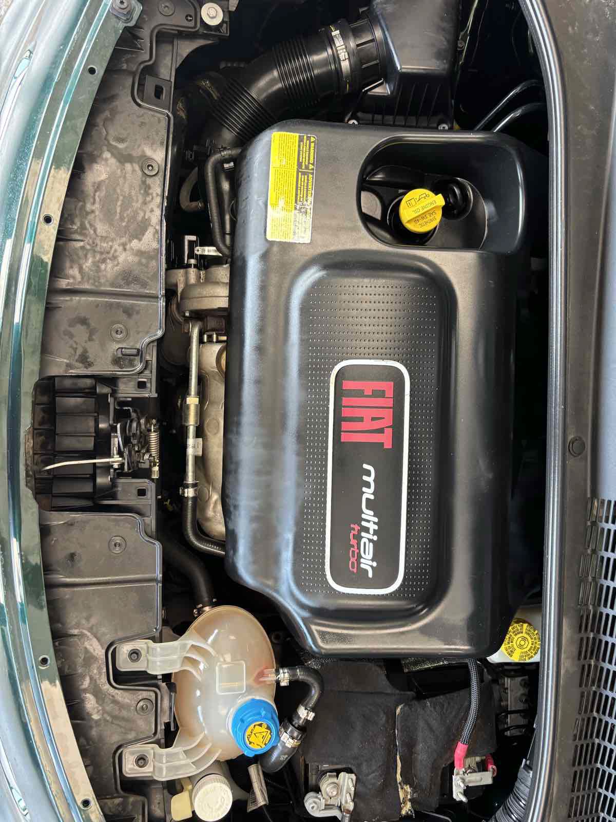 Used 2014 FIAT 500L Lounge FWD image 28