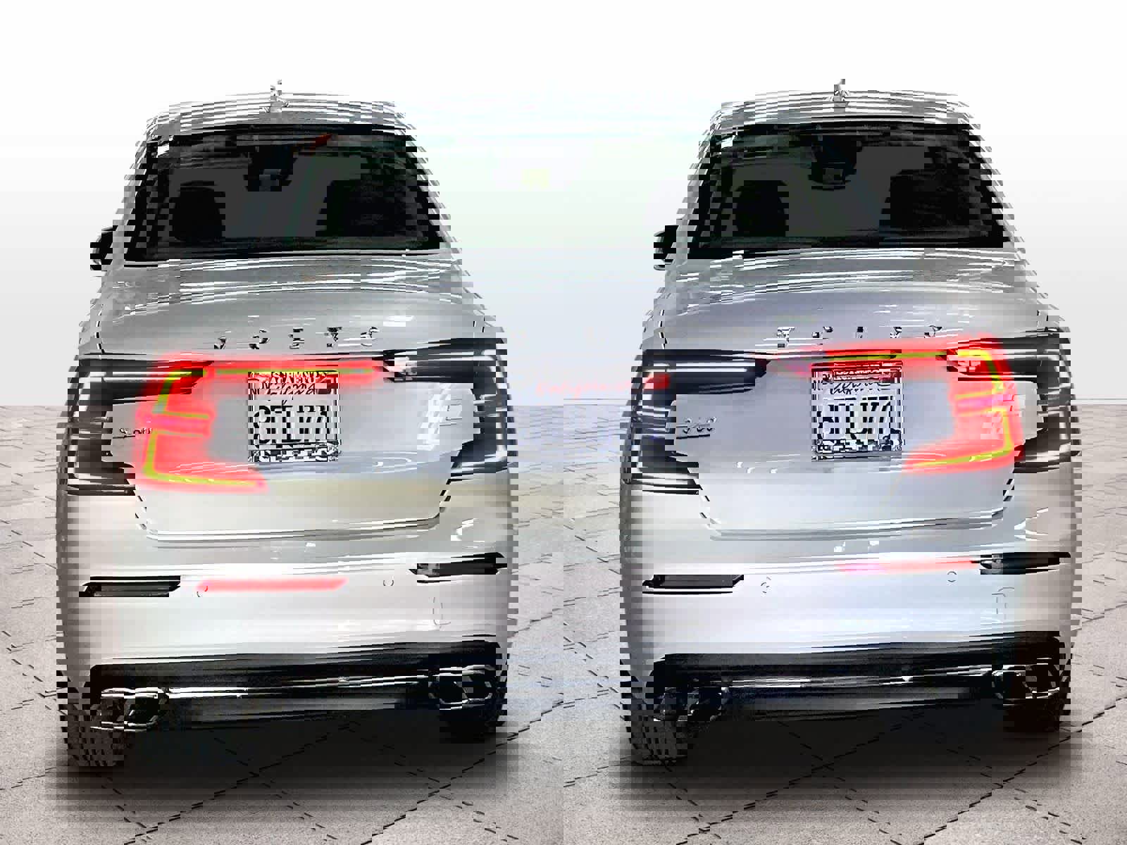 Used 2021 Volvo S60 T8 Inscription image 6