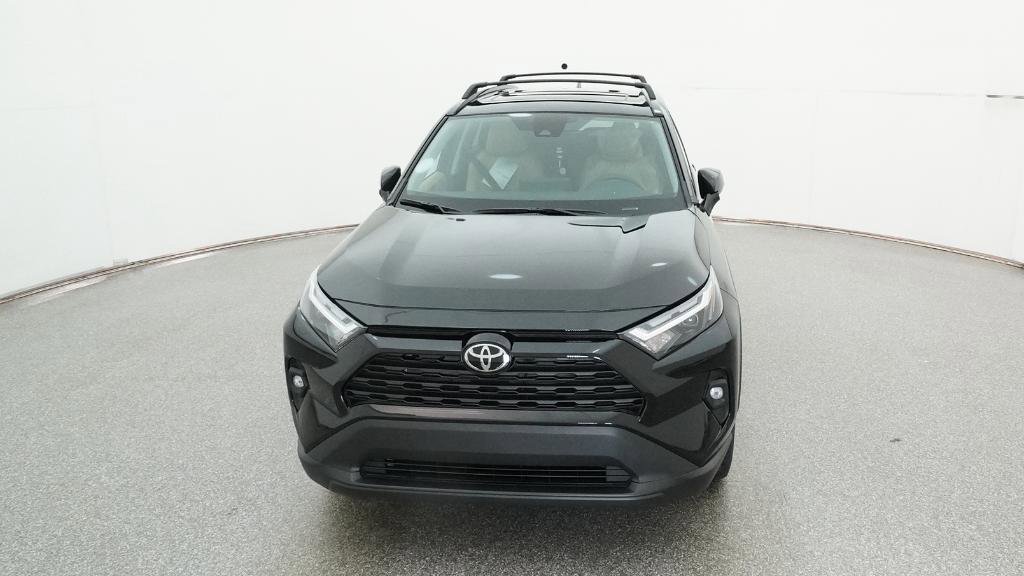 Used 2025 Toyota RAV4 XLE Premium image 2