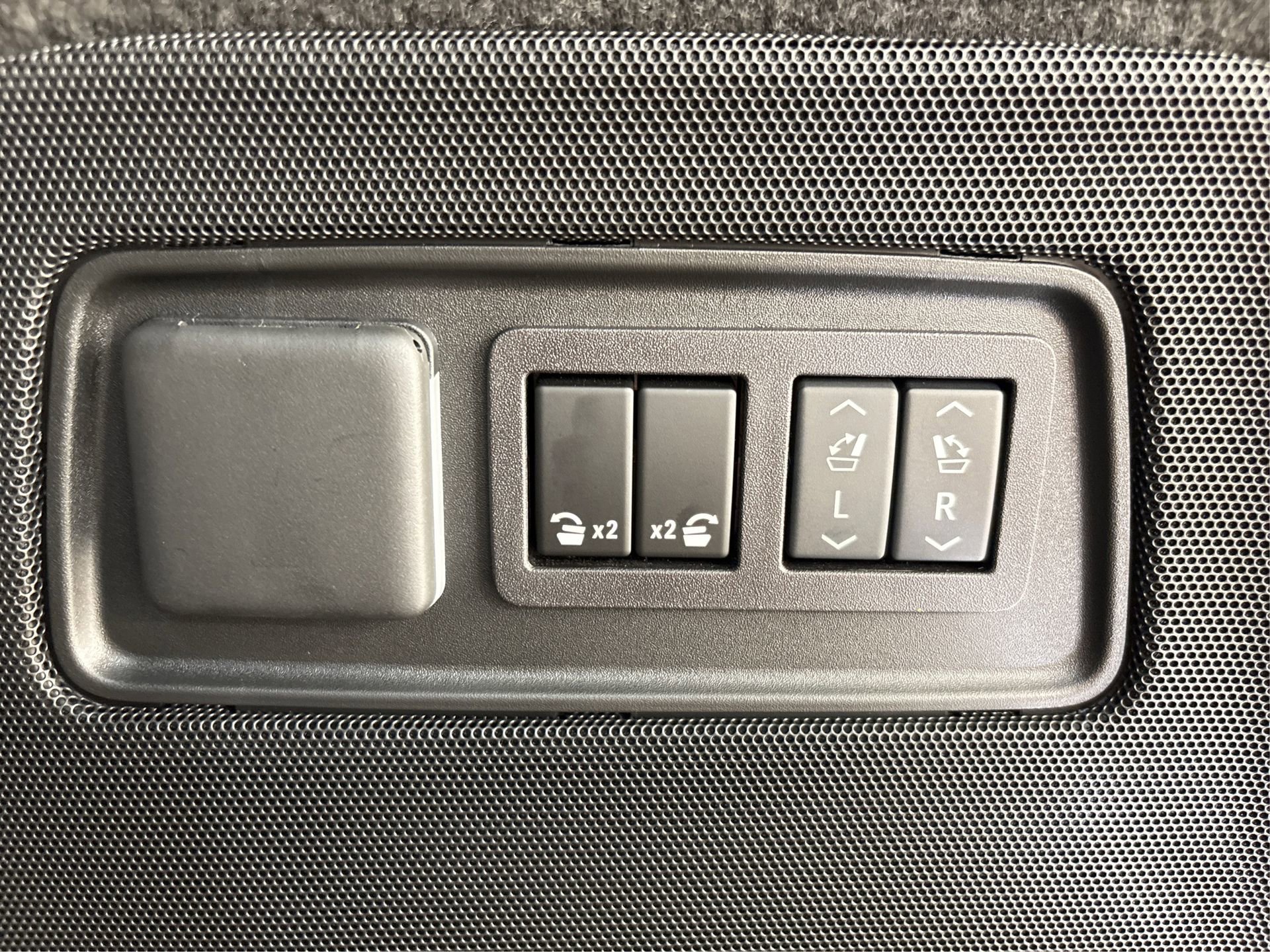 New 2025 Cadillac Escalade Sport Platinum image 12