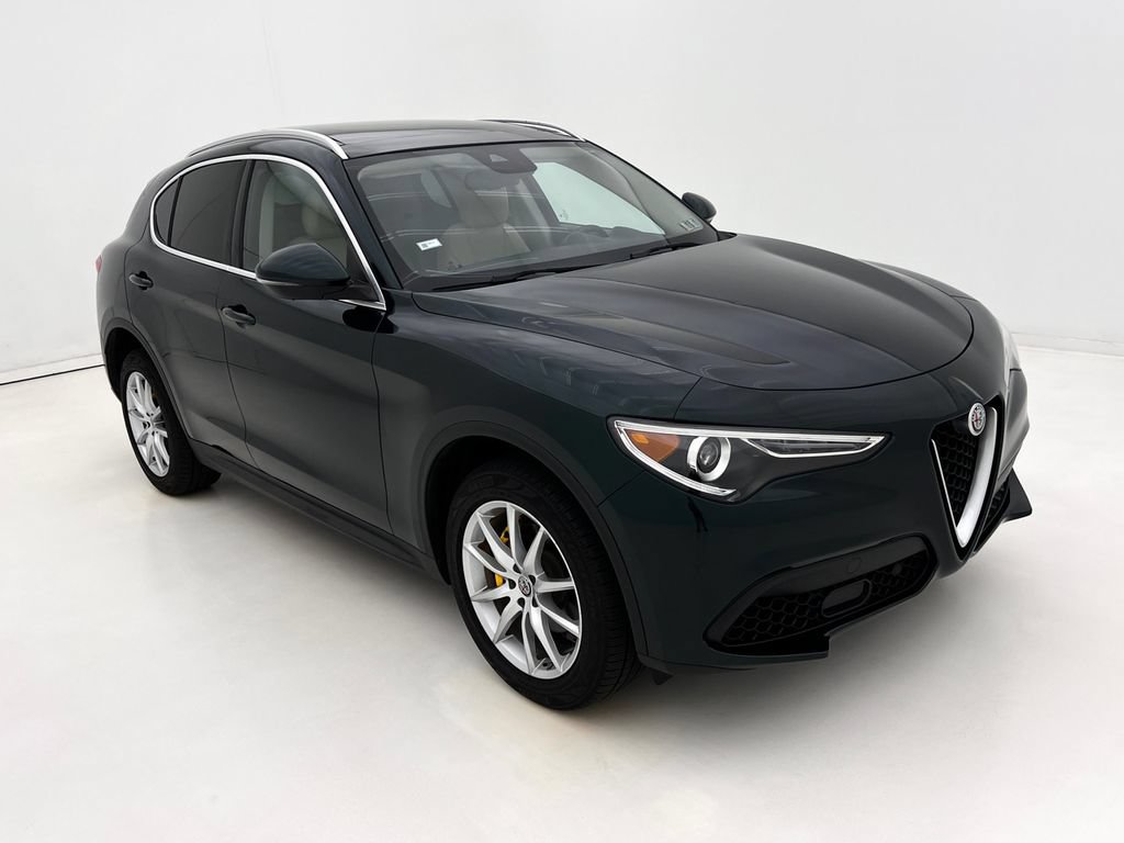 Used 2019 Alfa Romeo Stelvio Ti Lusso w/ Quick Order Package 22X Lusso AWD/4WD video 2