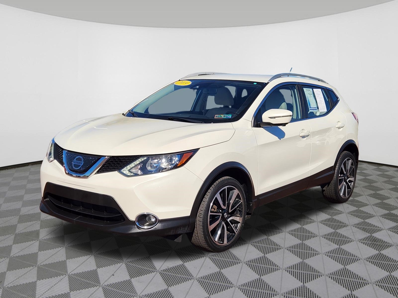 Used 2019 Nissan Rogue Sport SL AWD/4WD image 2