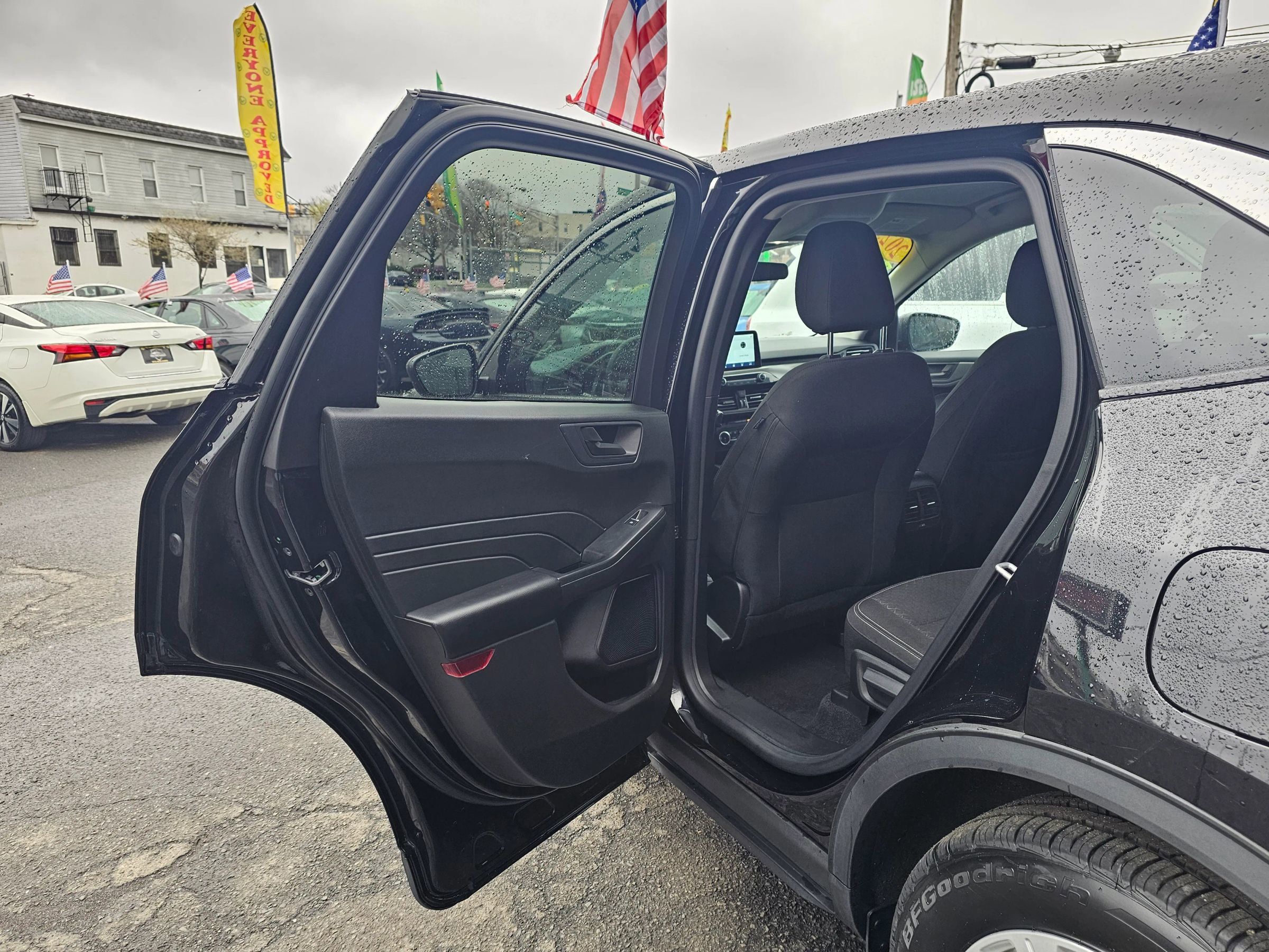 Used 2023 Ford Escape Active image 10