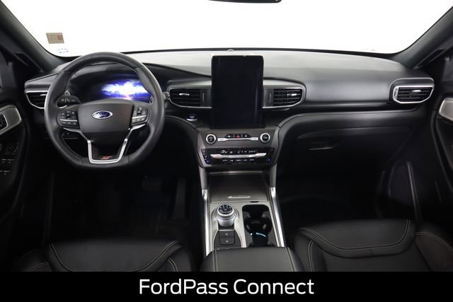 Used 2020 Ford Explorer ST w/ ST Street Pack image 28