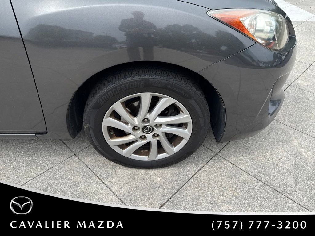 Used 2013 MAZDA MAZDA3 i Touring w/ Preferred Equipment Pkg FWD image 21