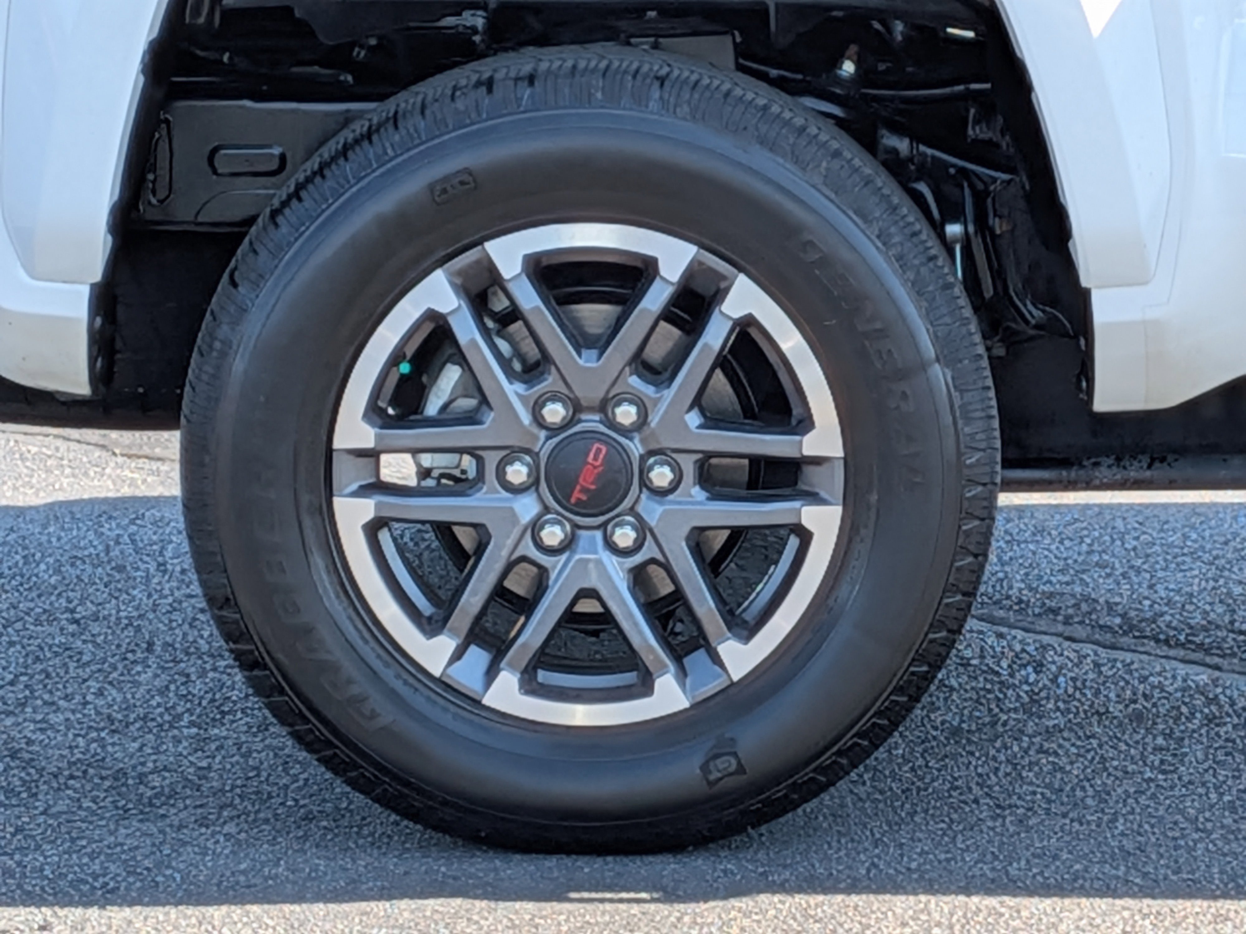 Certified 2024 Toyota Tacoma TRD Sport AWD/4WD image 10