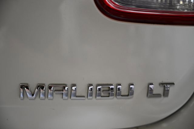 Used 2016 Chevrolet Malibu LT image 11