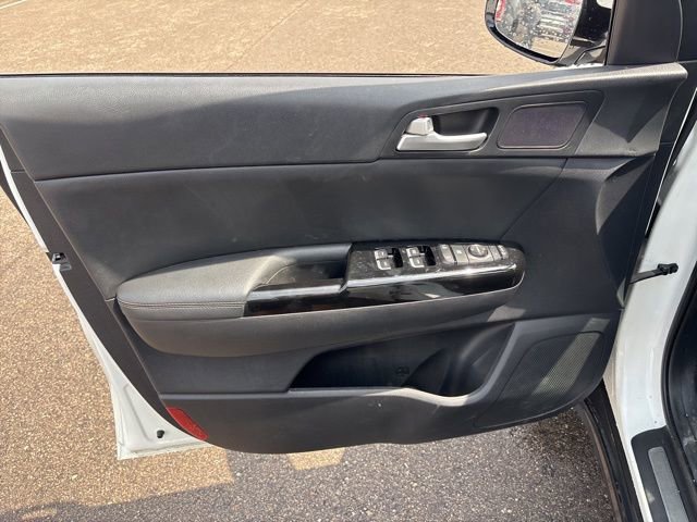 Used 2021 Kia Sportage S w/ S FWD Premium Package image 17