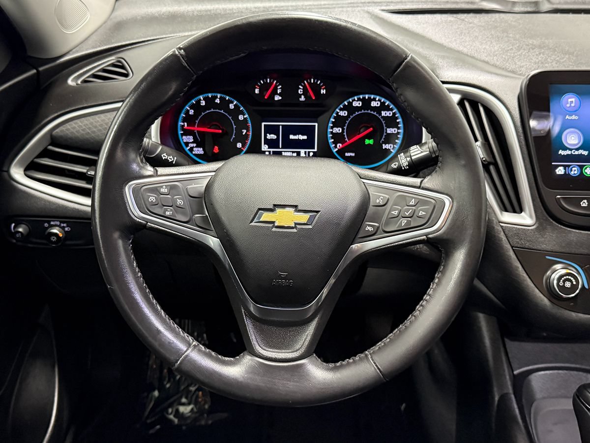 Used 2019 Chevrolet Malibu RS FWD image 17