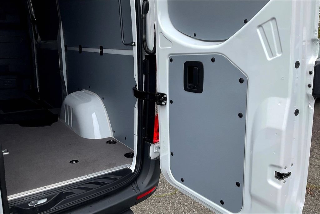 Used 2026 Mercedes-Benz Sprinter 2500 image 23