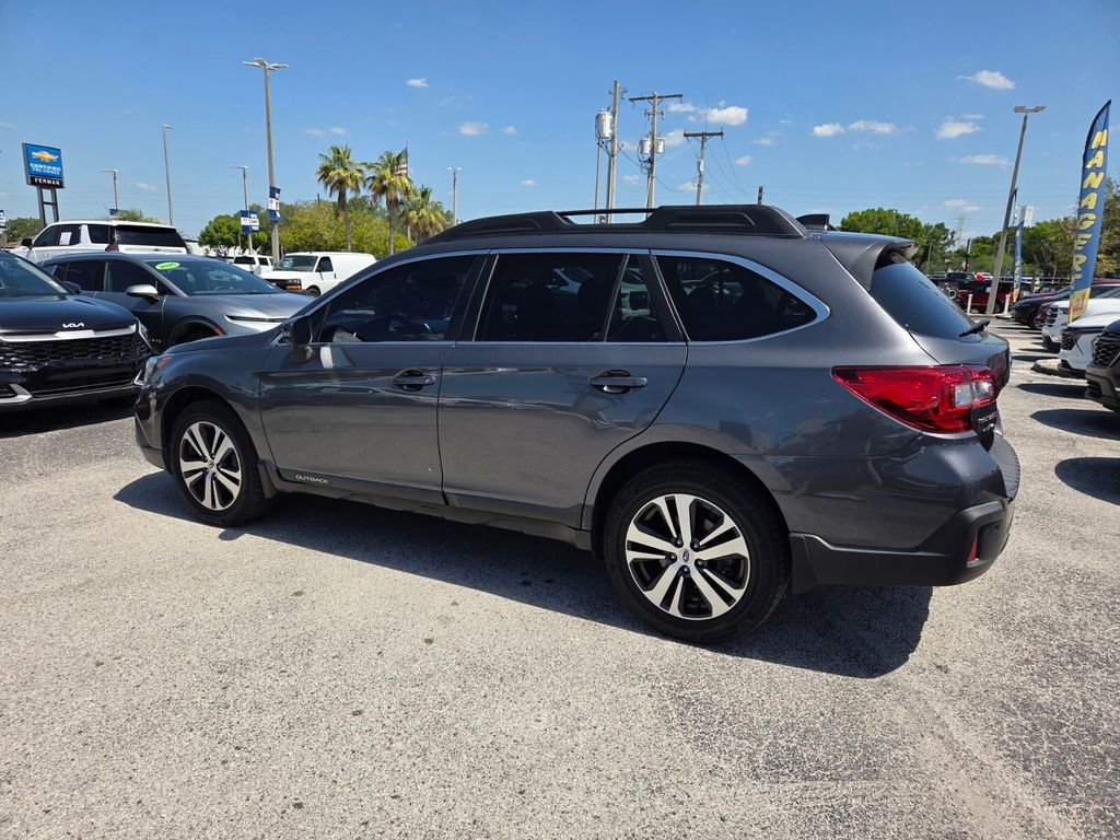 Used 2018 Subaru Outback 2.5i Limited AWD/4WD image 10