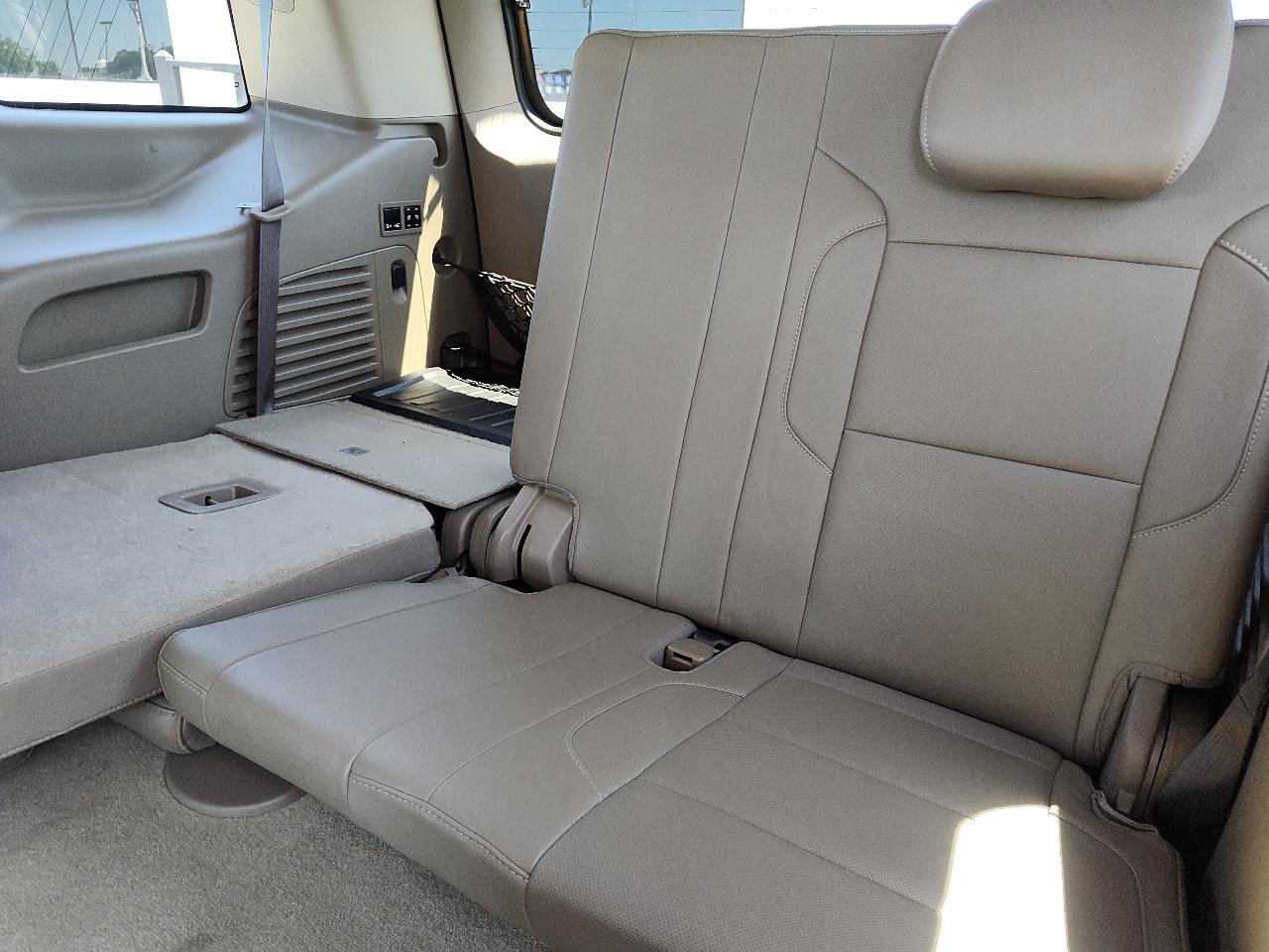Used 2017 Chevrolet Tahoe Premier RWD image 29