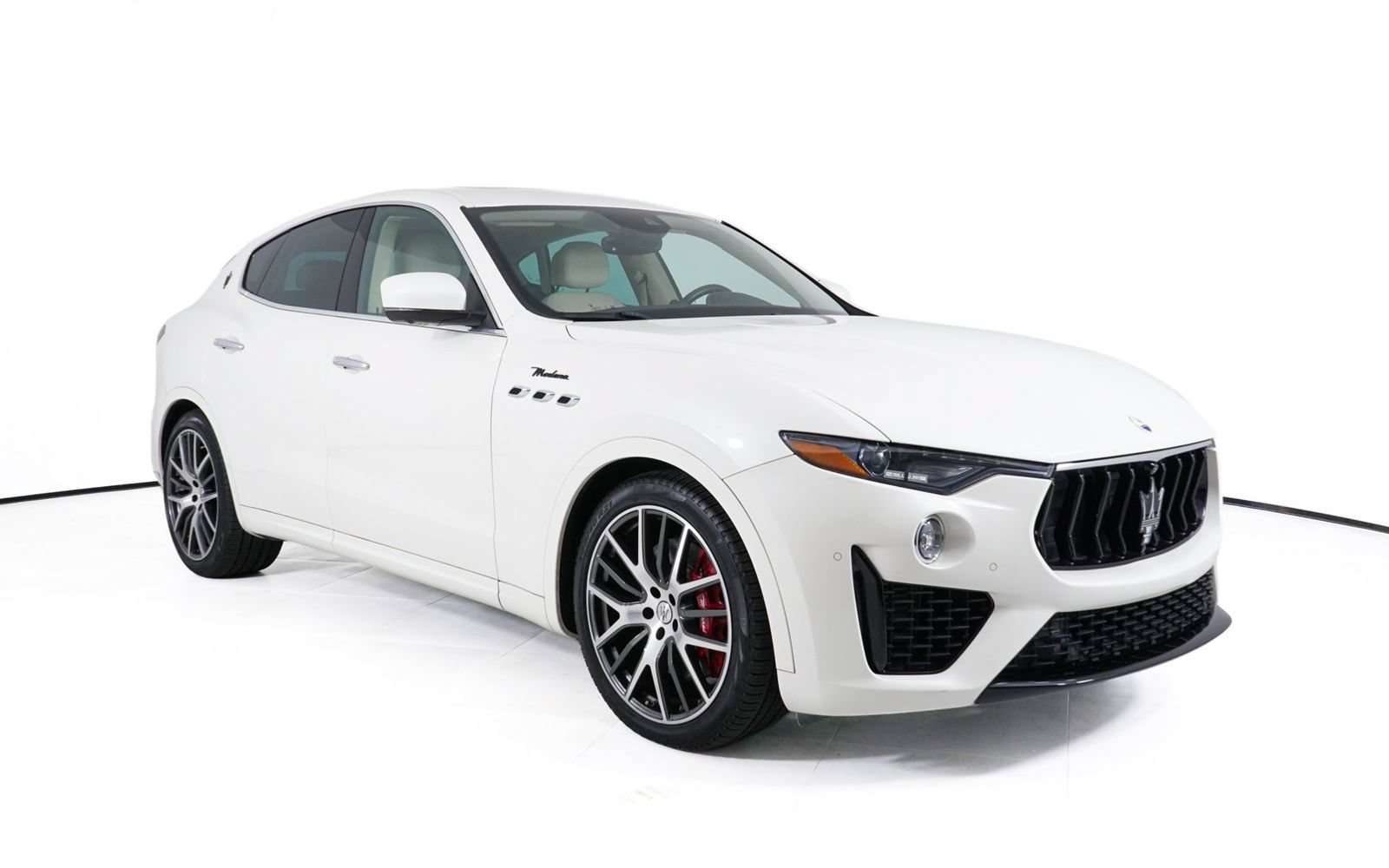 Used 2022 Maserati Levante Modena AWD/4WD image 9