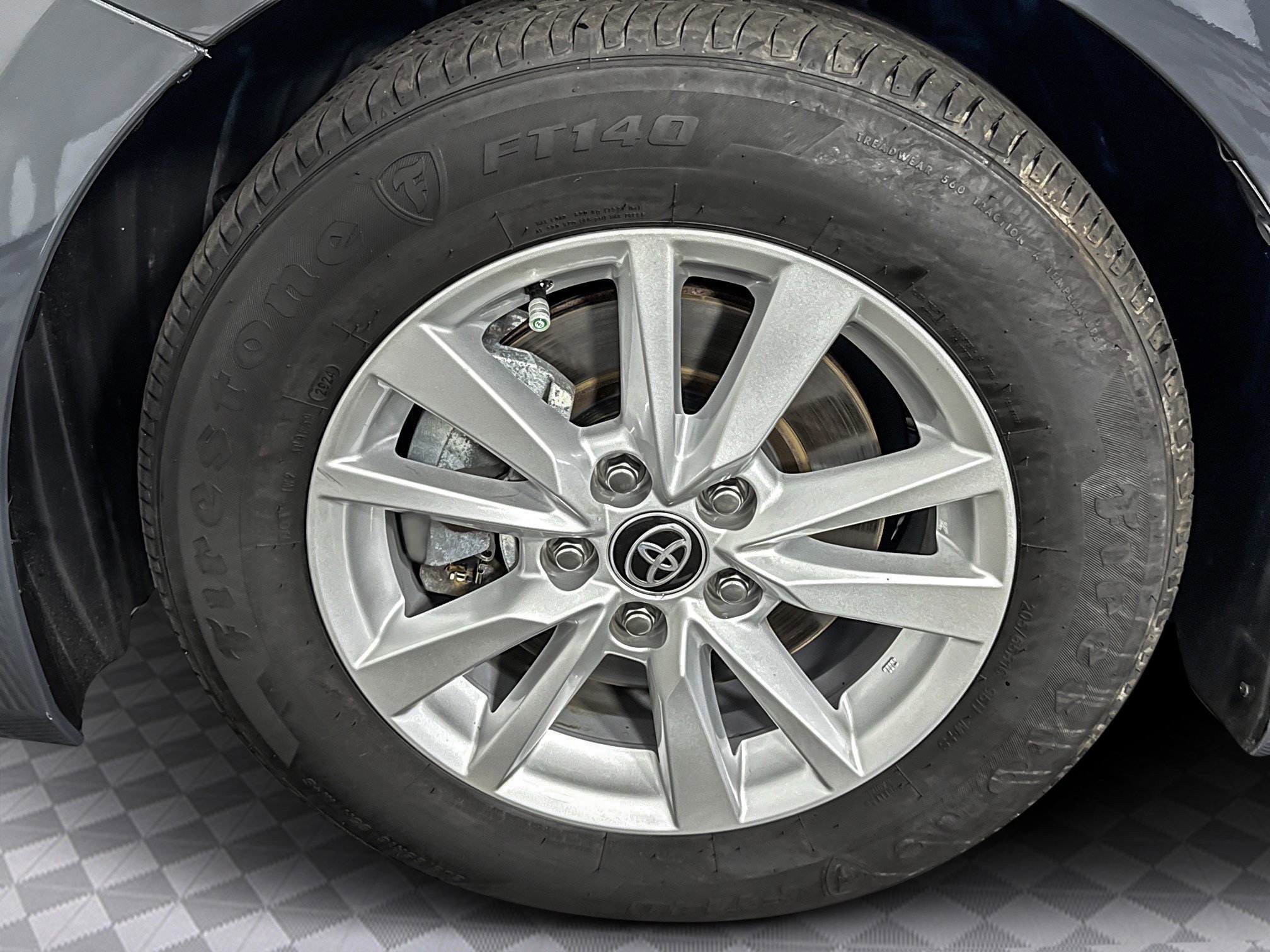 Used 2025 Toyota Camry LE image 32