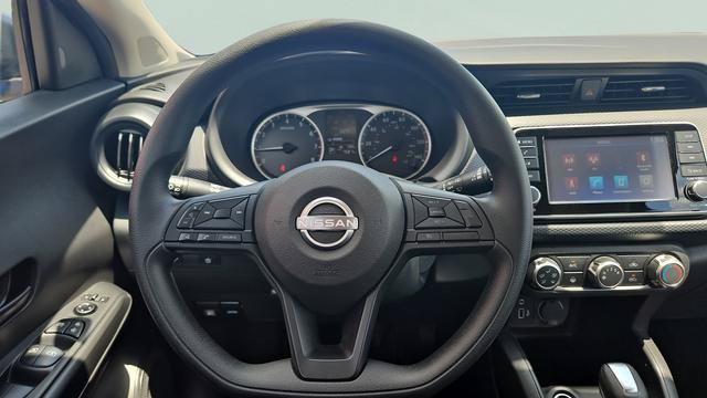 Used 2025 Nissan Kicks Play S FWD image 12