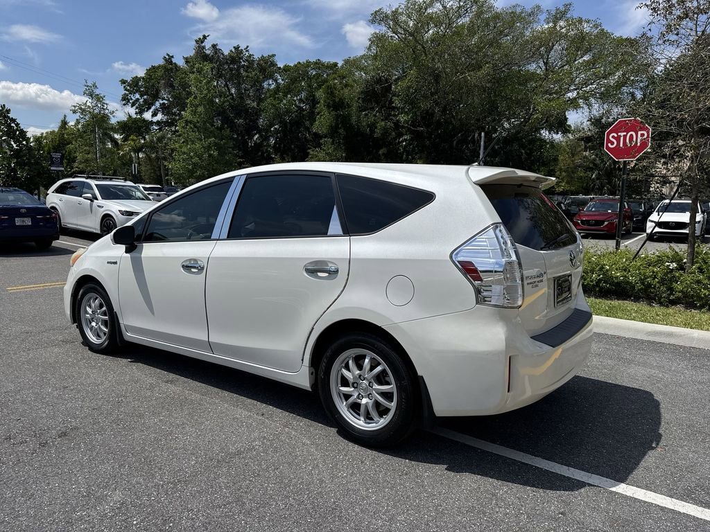 Used 2013 Toyota Prius V Two image 13
