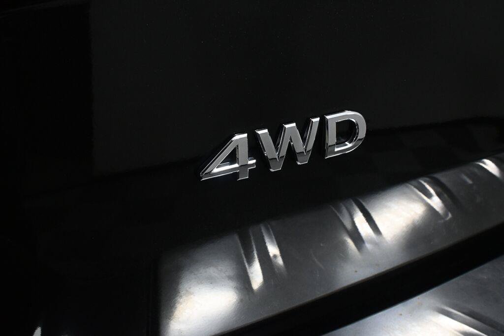 Used 2024 INFINITI QX80 Sensory AWD/4WD image 27
