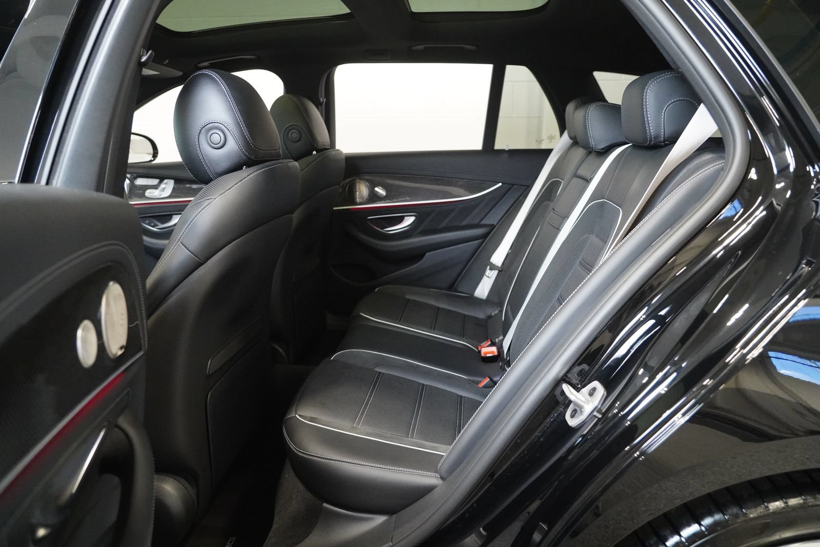 Used 2023 Mercedes-Benz E 63 AMG S image 13
