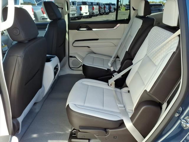 New 2026 GMC Acadia Denali image 17