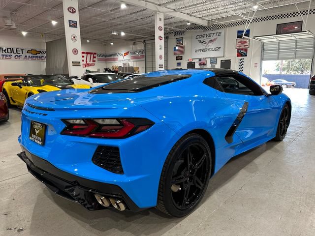 Used 2021 Chevrolet Corvette Stingray Coupe w/ Engine Appearance Package RWD image 27