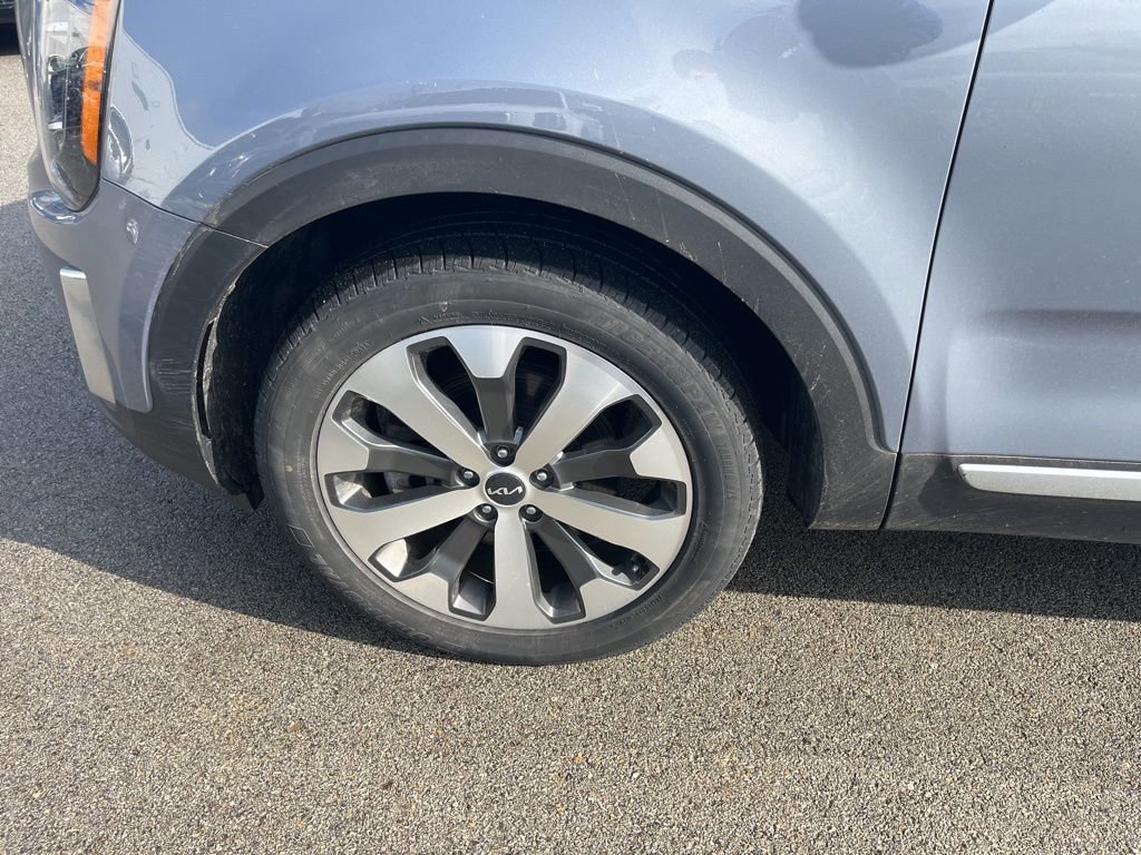 Certified 2022 Kia Telluride S image 9