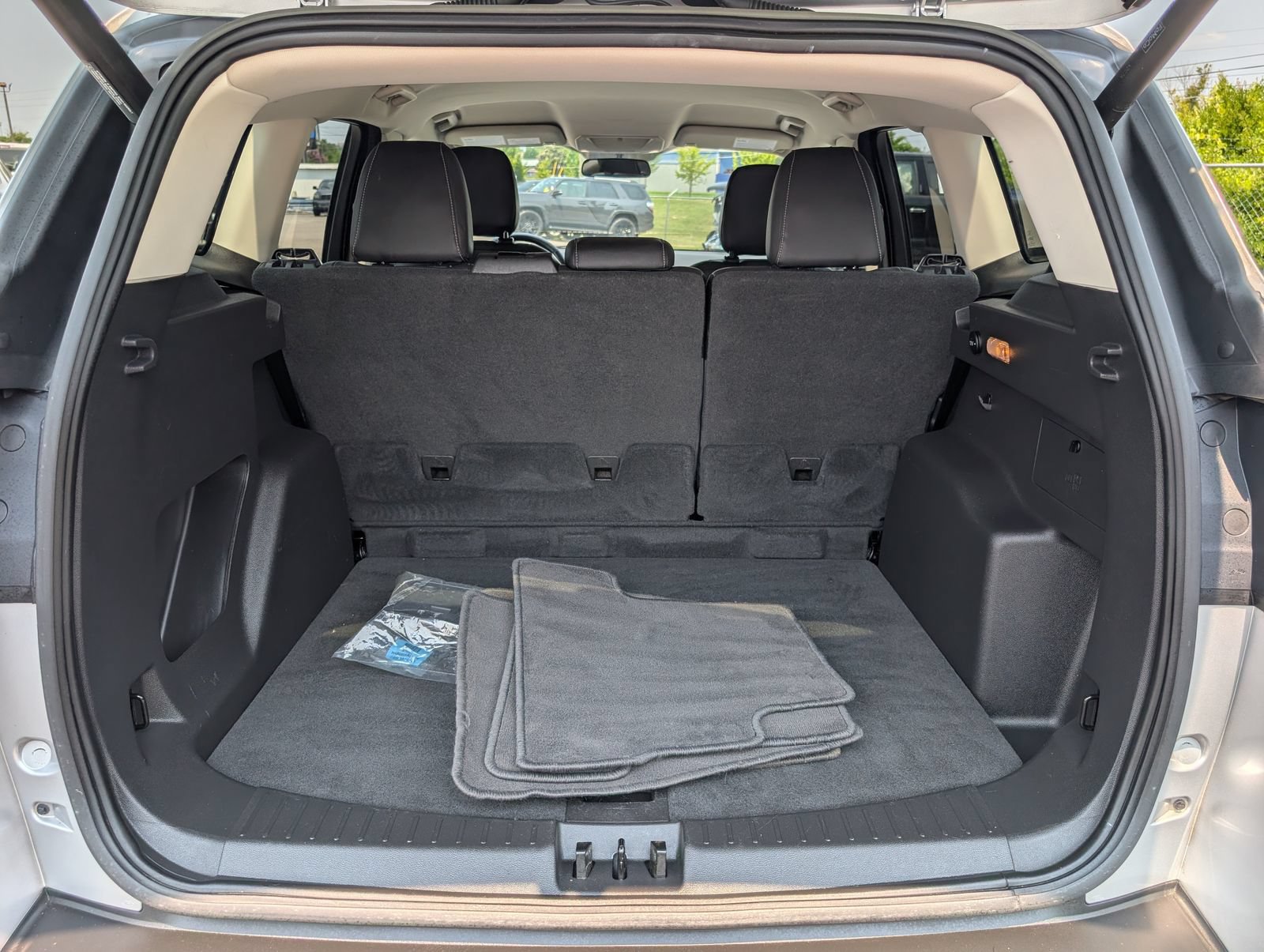 Used 2019 Ford Escape SEL FWD image 26