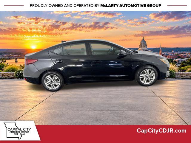 Used 2019 Hyundai Elantra SEL FWD image 2