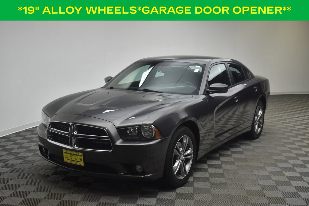 Used 2014 Dodge Charger SXT AWD/4WD image 2