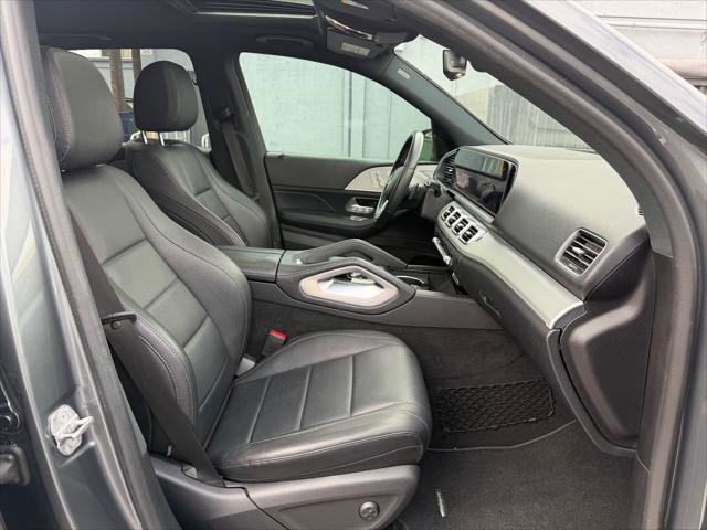 Used 2020 Mercedes-Benz GLE 350 4MATIC w/ Premium Package image 12