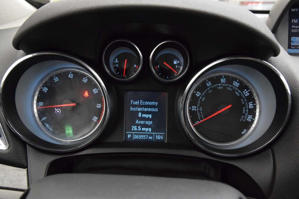 Used 2015 Buick Encore Convenience image 25