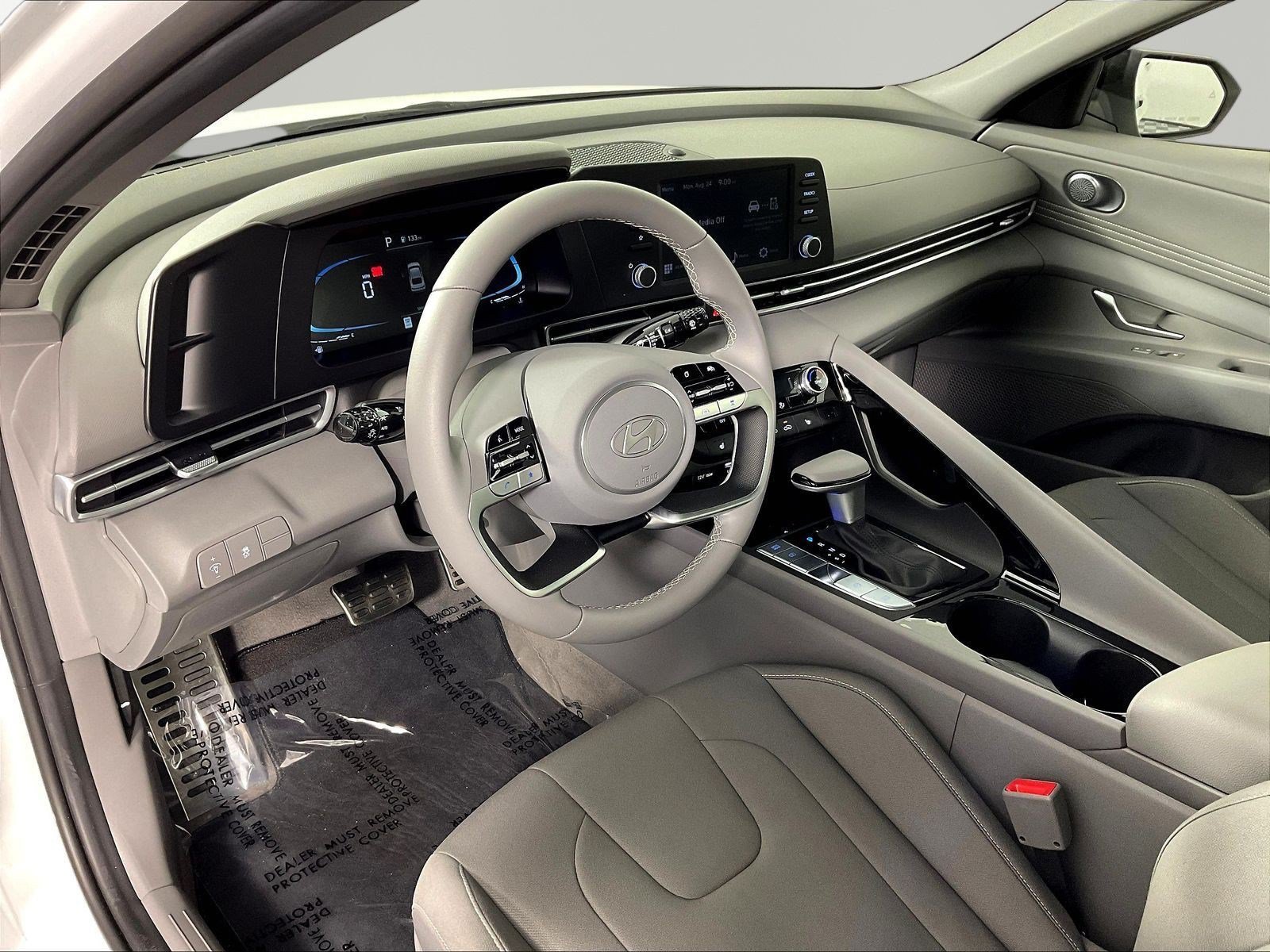 Certified 2026 Hyundai Elantra SEL Sport FWD image 16