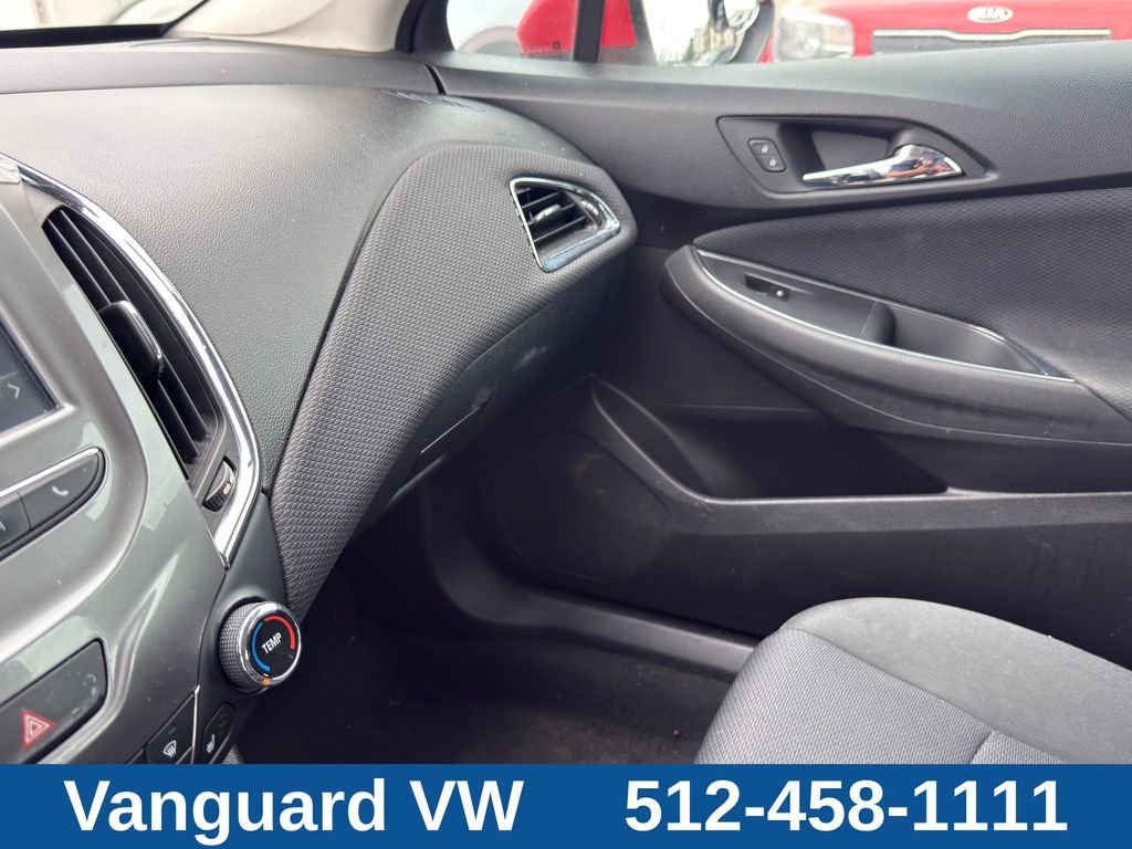 Used 2017 Chevrolet Cruze LT w/ Convenience Package FWD image 16