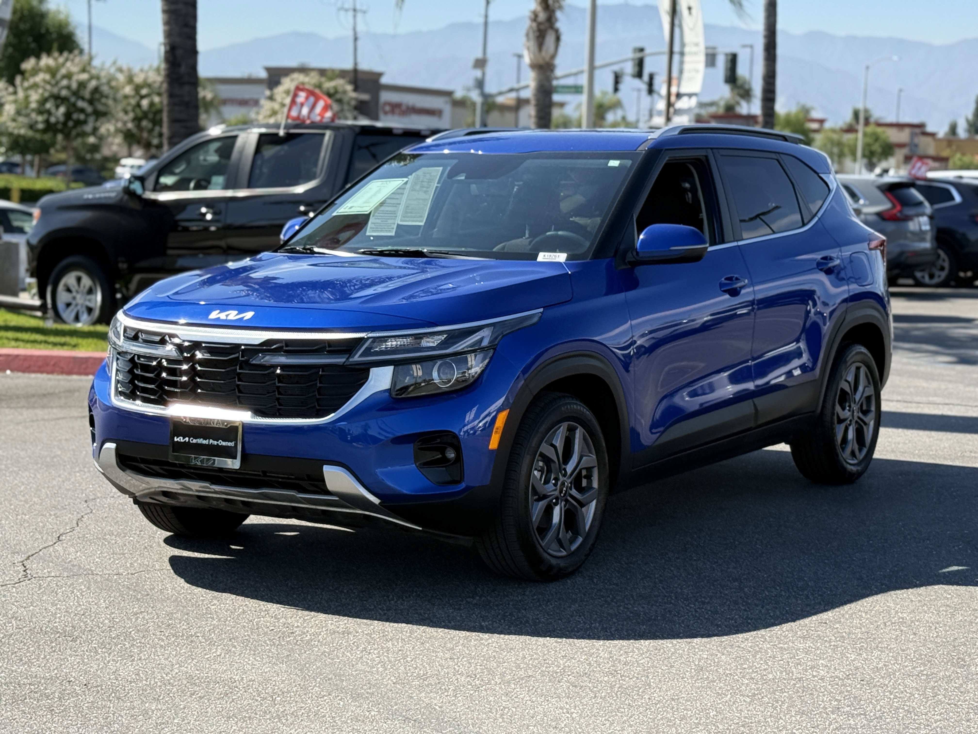 New 2024 Kia Seltos SX w/ SX Sunroof Package image 4