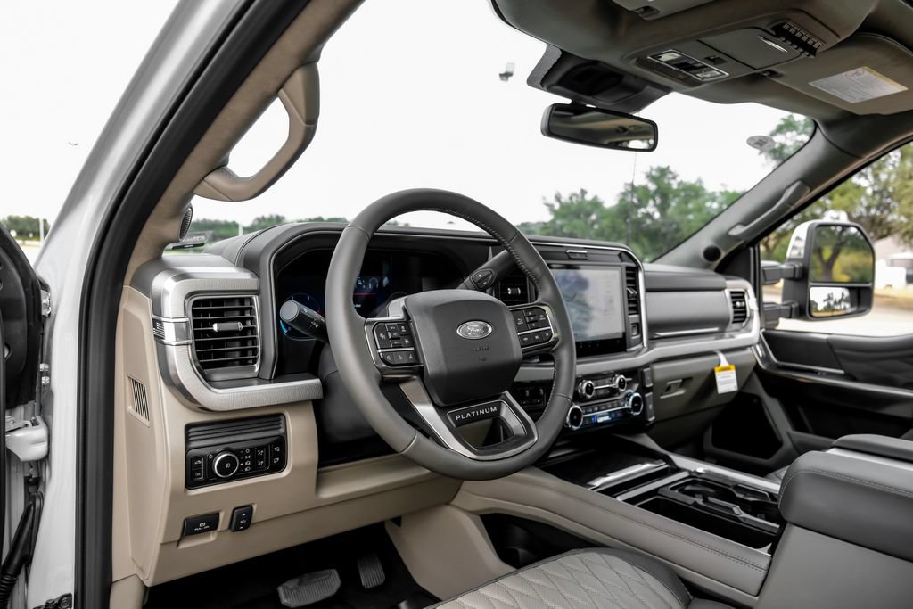 Used 2026 Ford F450 Platinum w/ Platinum Plus Package AWD/4WD image 5