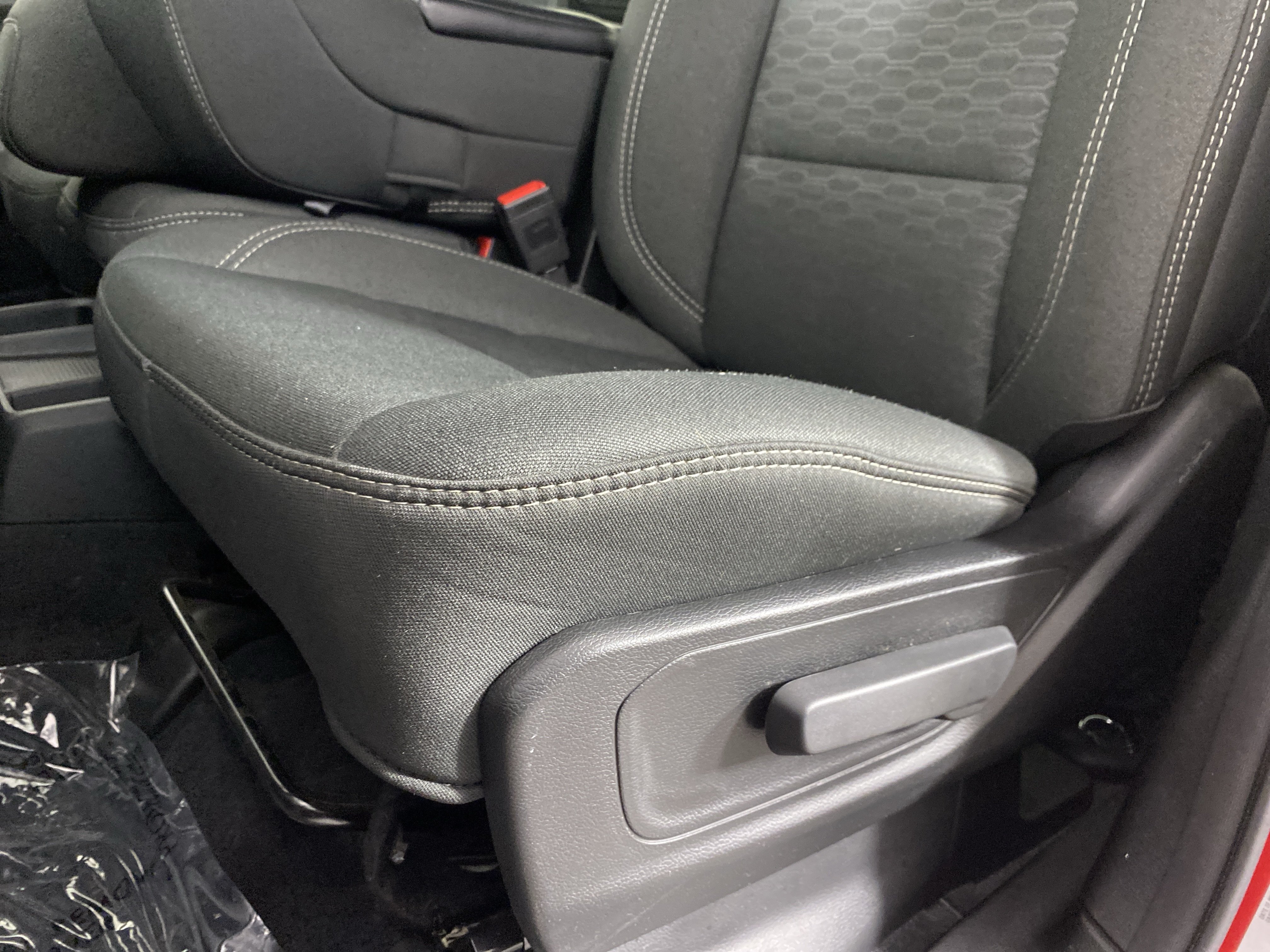 Used 2025 RAM 1500 Tradesman w/ Night Edition AWD/4WD image 17