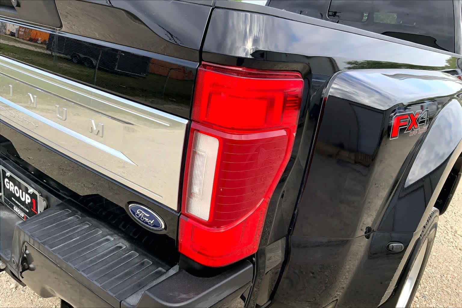 Certified 2022 Ford F450 Platinum w/ FX4 Off-Road Package AWD/4WD image 25