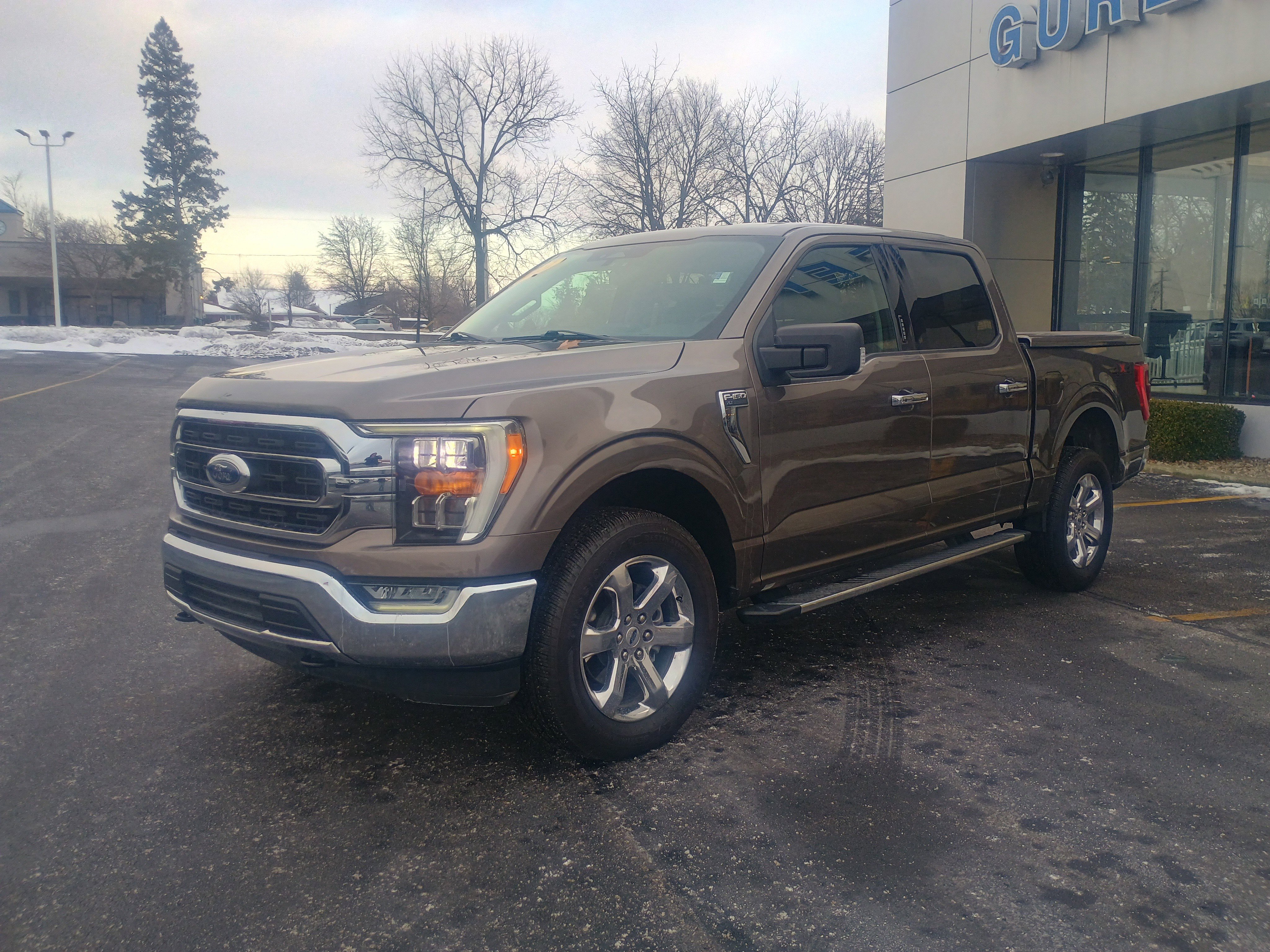 Certified 2022 Ford F150 XLT w/ Equipment Group 302A High image 3