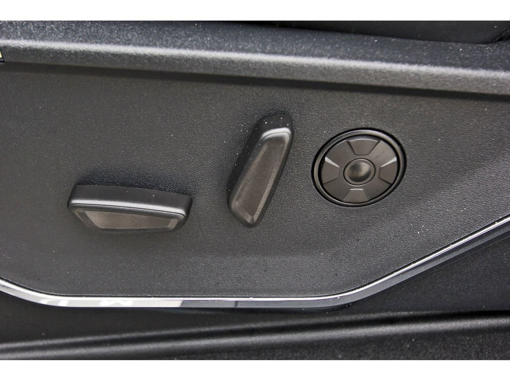 Used 2026 Ford F250 Platinum AWD/4WD image 27
