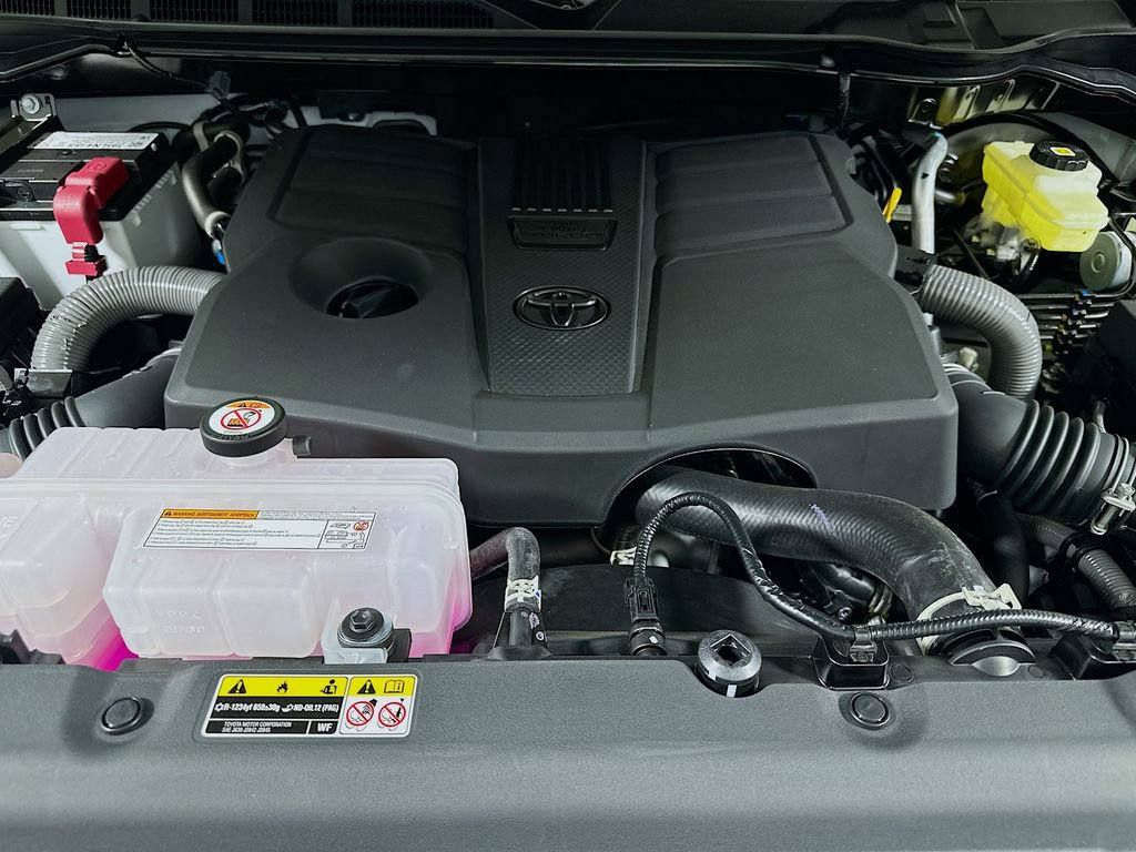 New 2026 Toyota Tundra SR5 AWD/4WD image 18