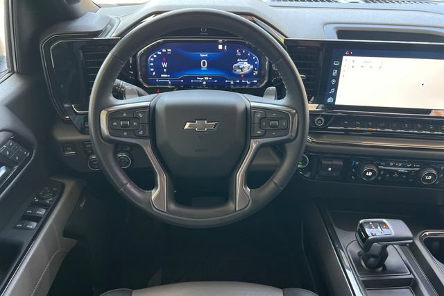 Used 2023 Chevrolet Silverado 1500 ZR2 w/ Technology Package AWD/4WD image 17