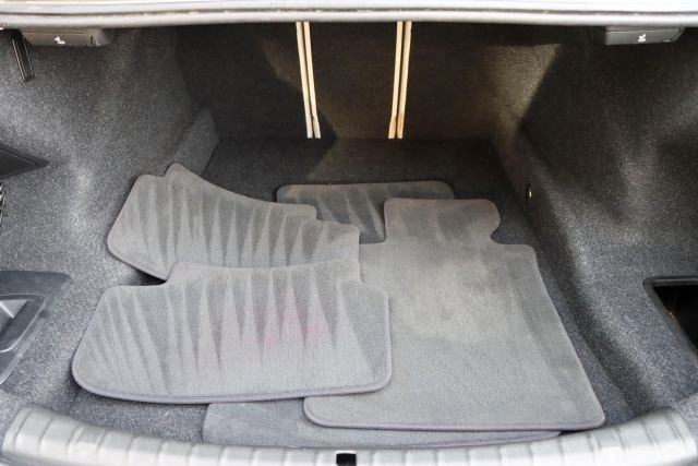 Used 2017 BMW 540i xDrive image 24